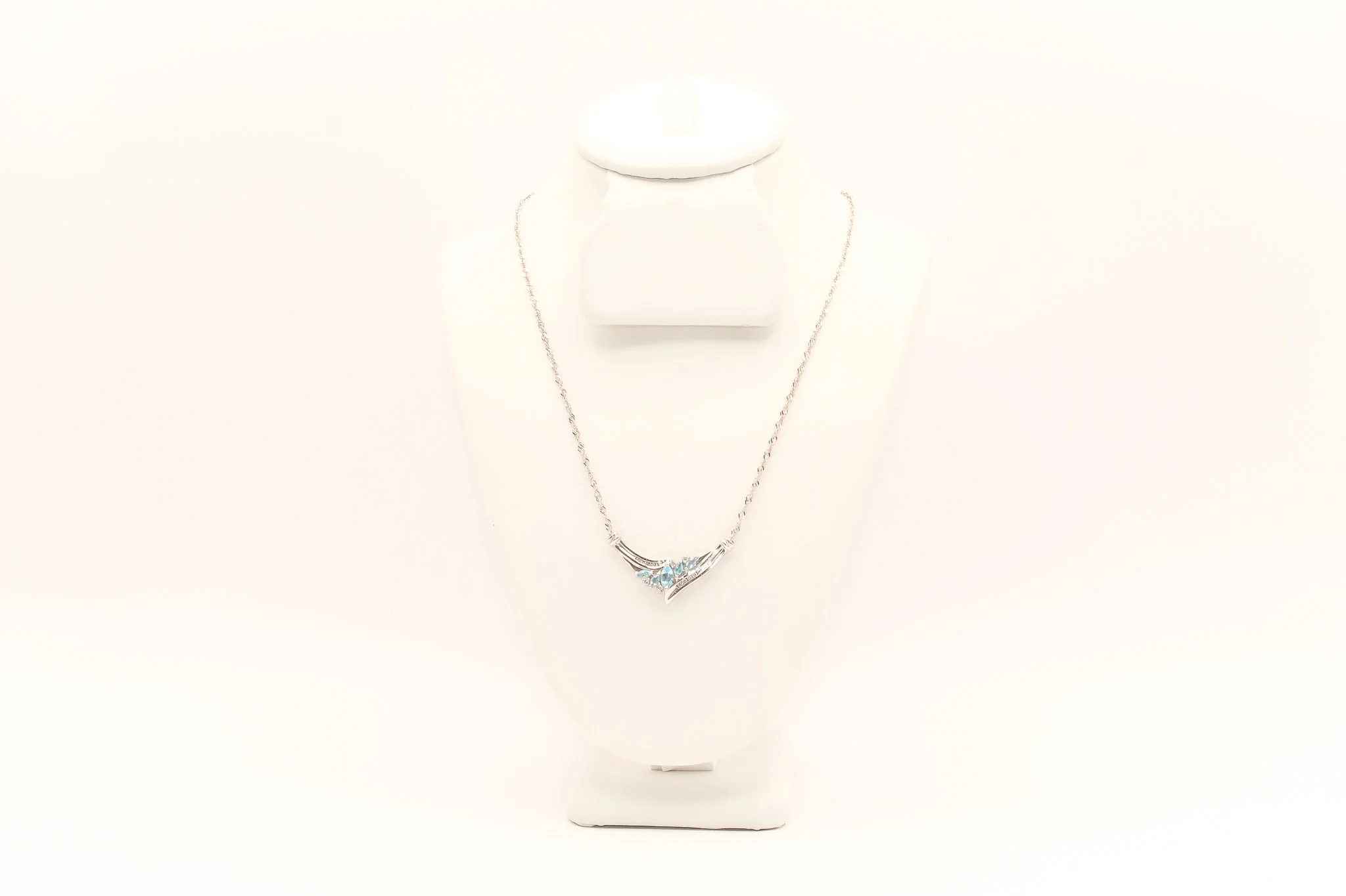 10K White Gold Blue Topaz Diamond Necklace