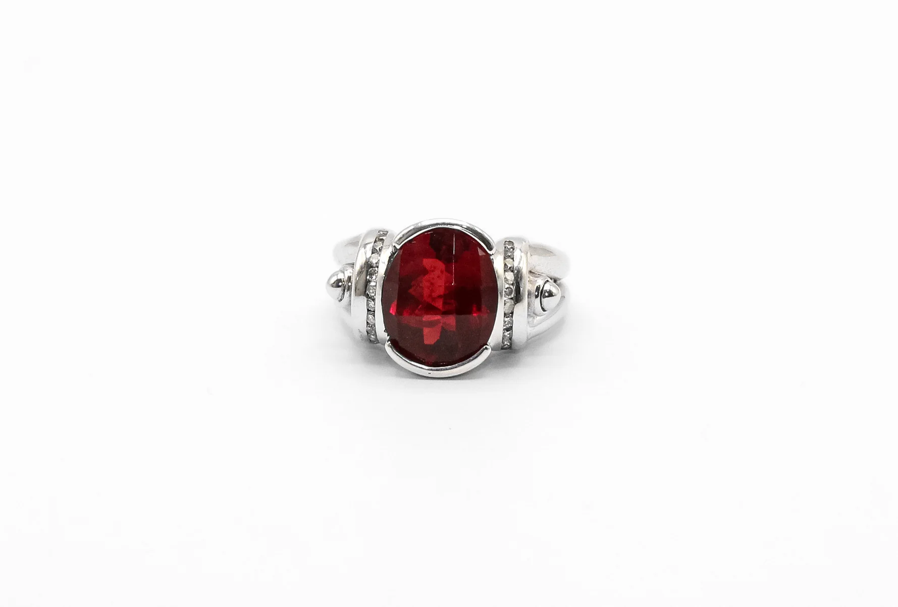 14K White Gold 2 Carat Checkered Garnet Ring