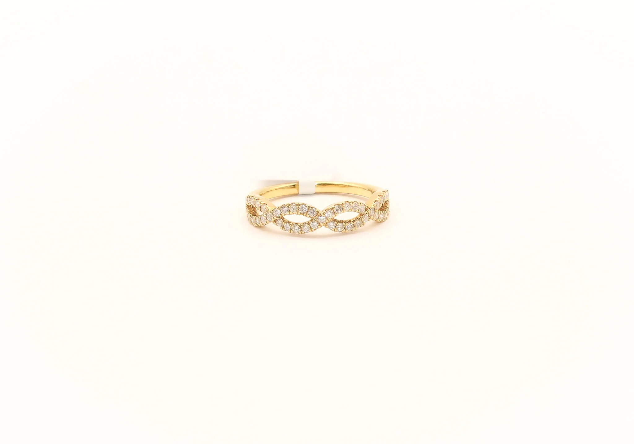 18K Gold Diamond Ring