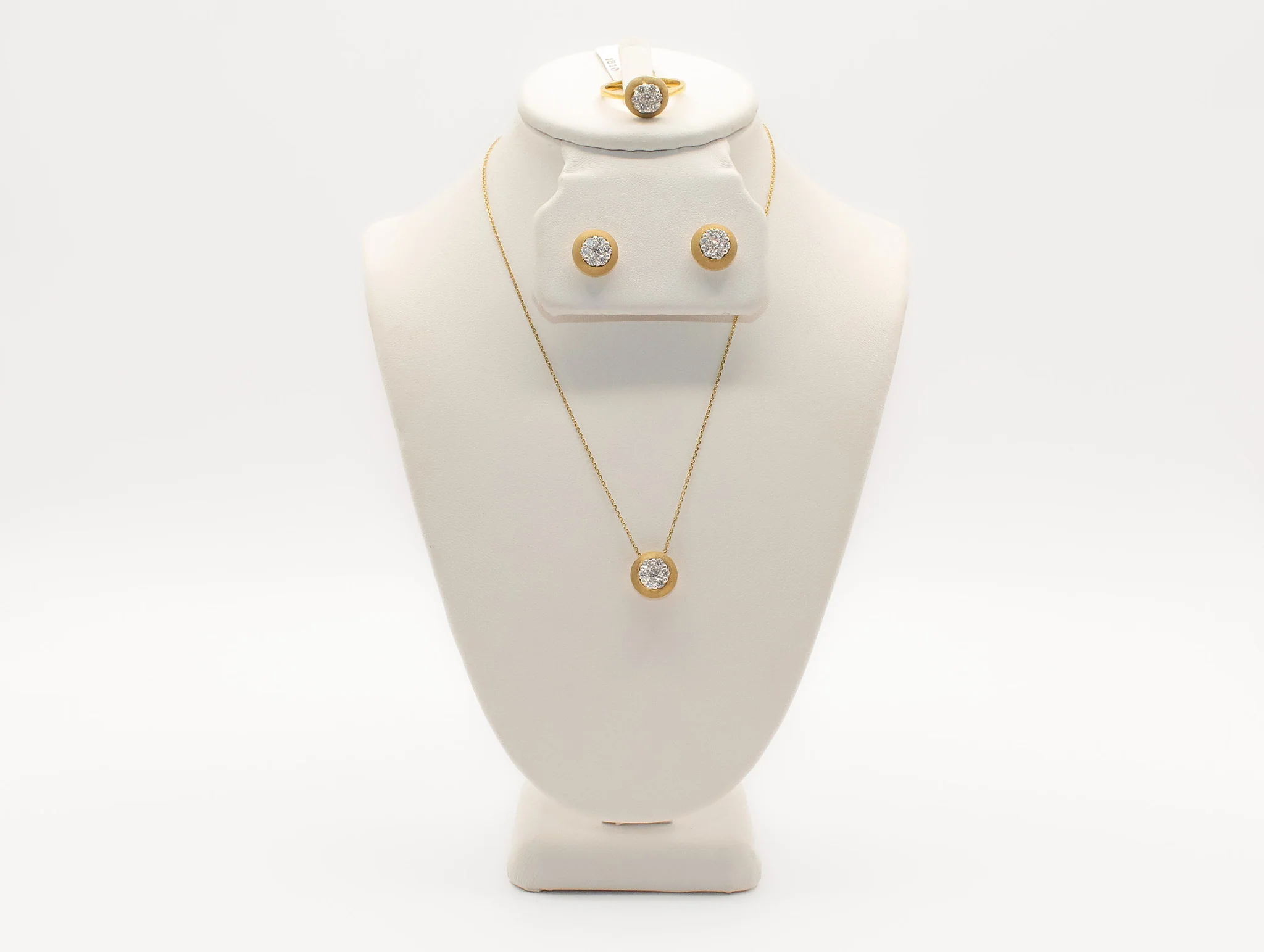 18K Gold 1.27 Carat Diamond Set