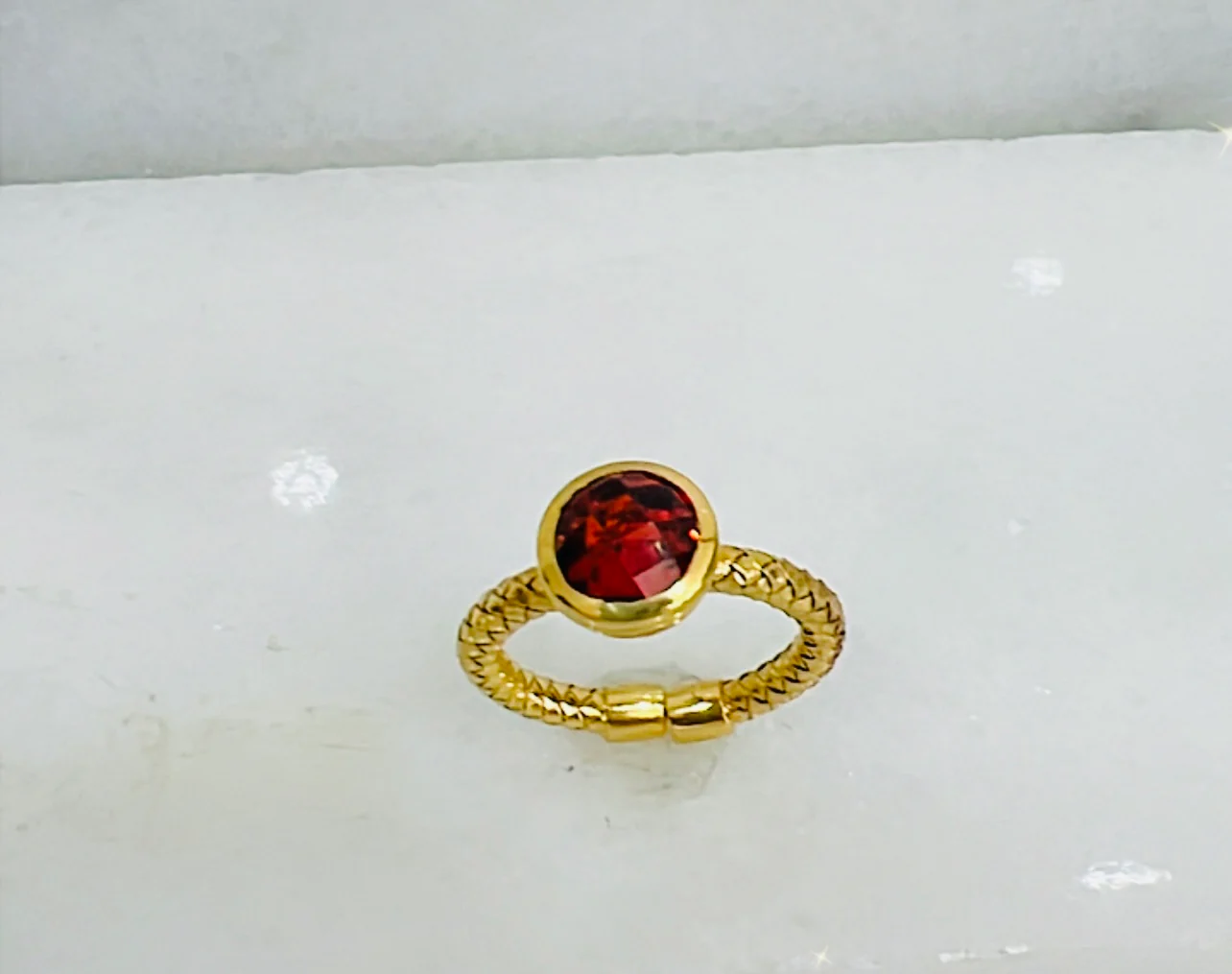 18K Gold Garnet Himo Bracelet Set - Image 3