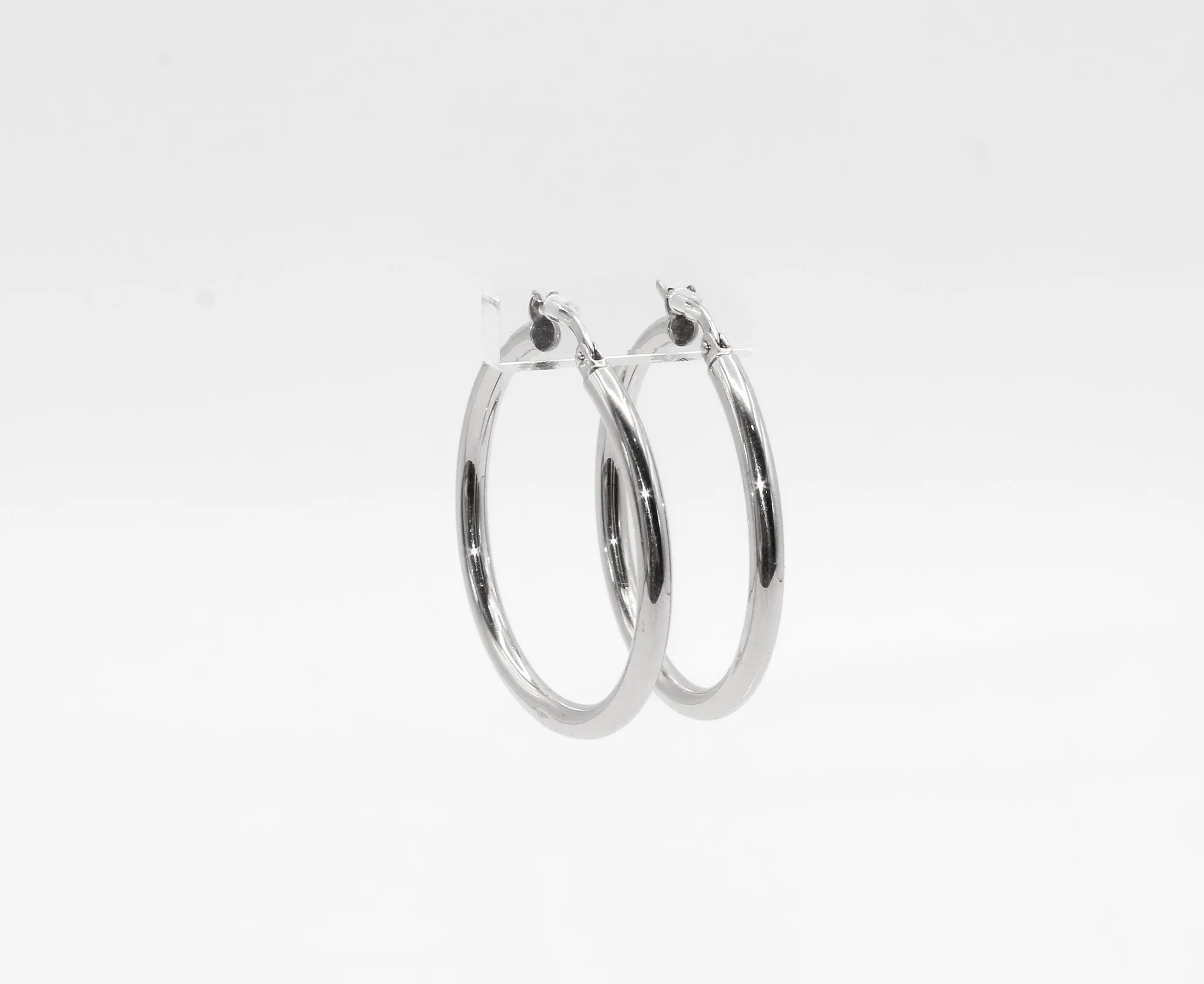 14K White Gold Hoop Earrings