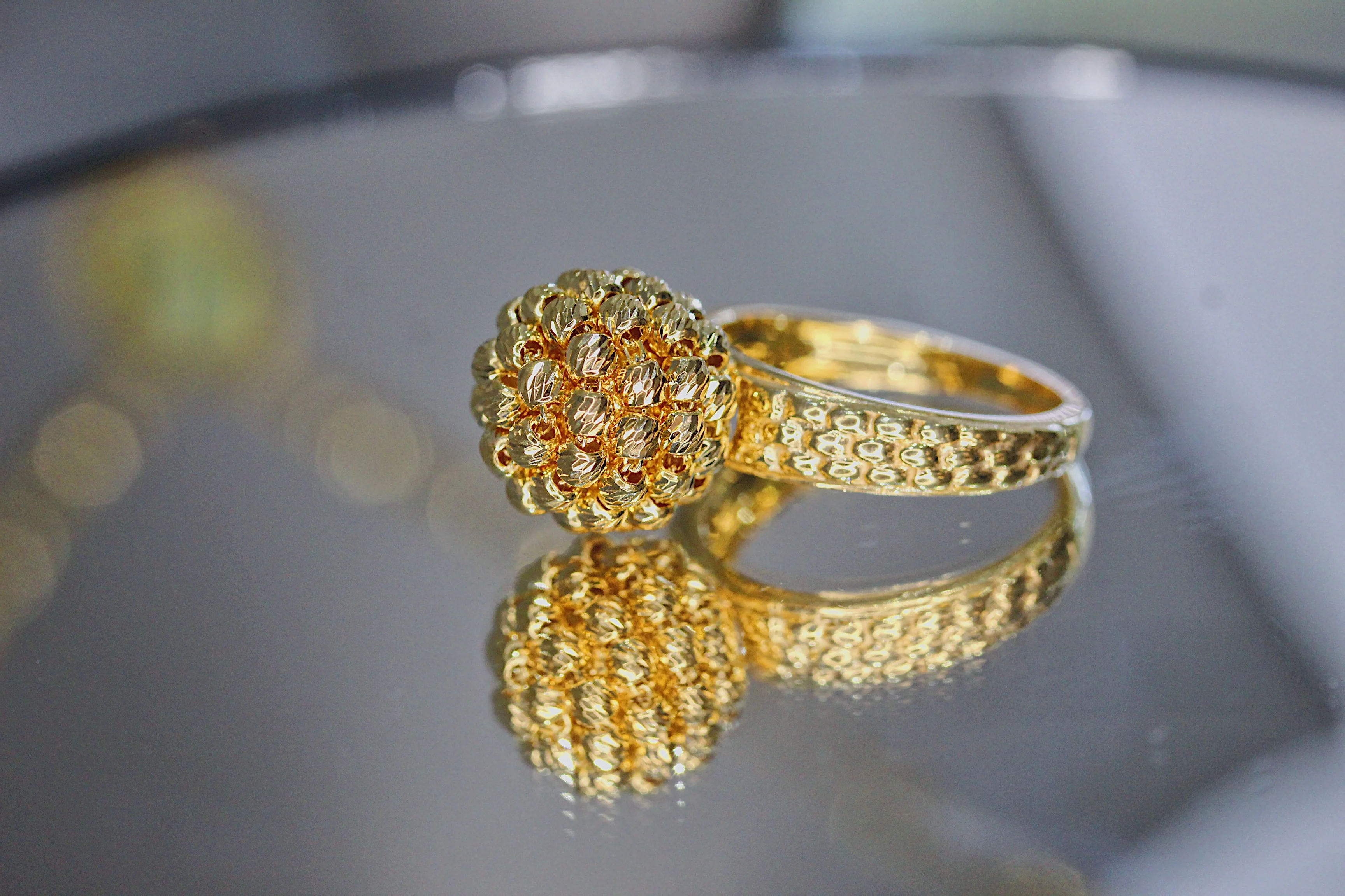 21K Gold Ball Himo Ring