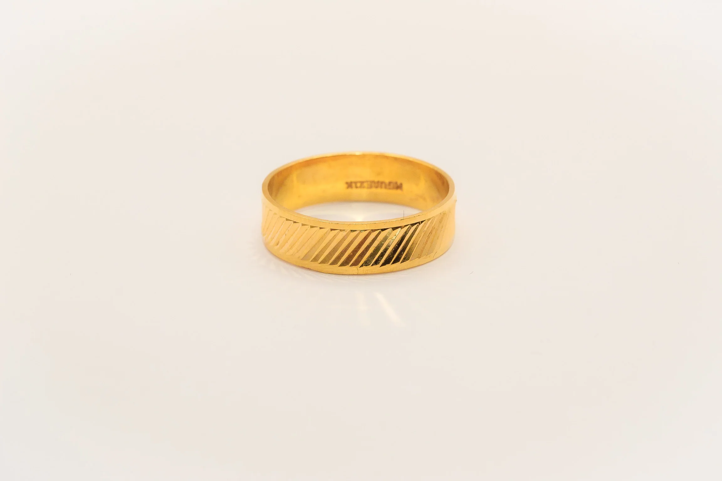 21K Gold Band