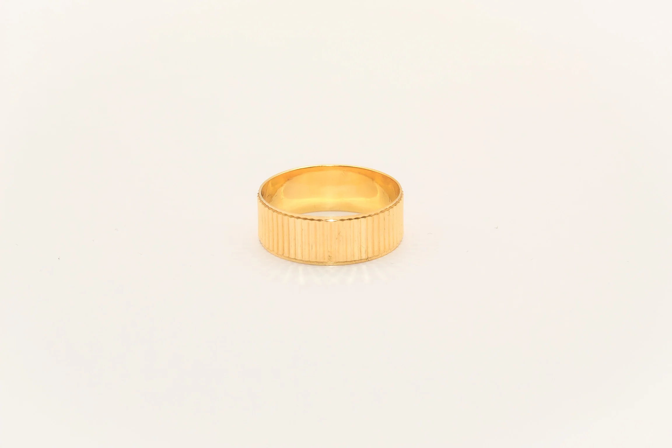 21K Gold Band