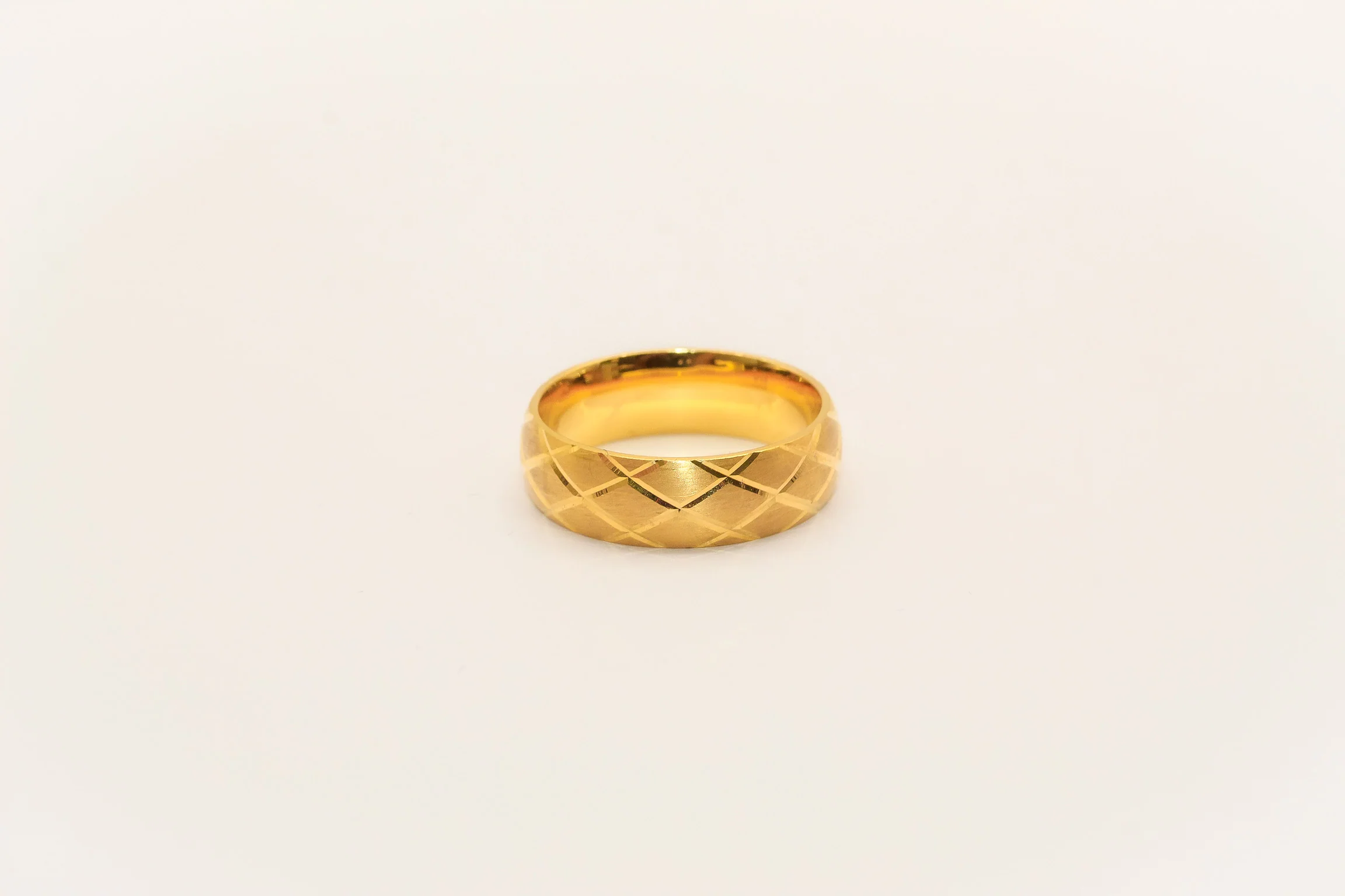 21K Gold Comfort Fit Band