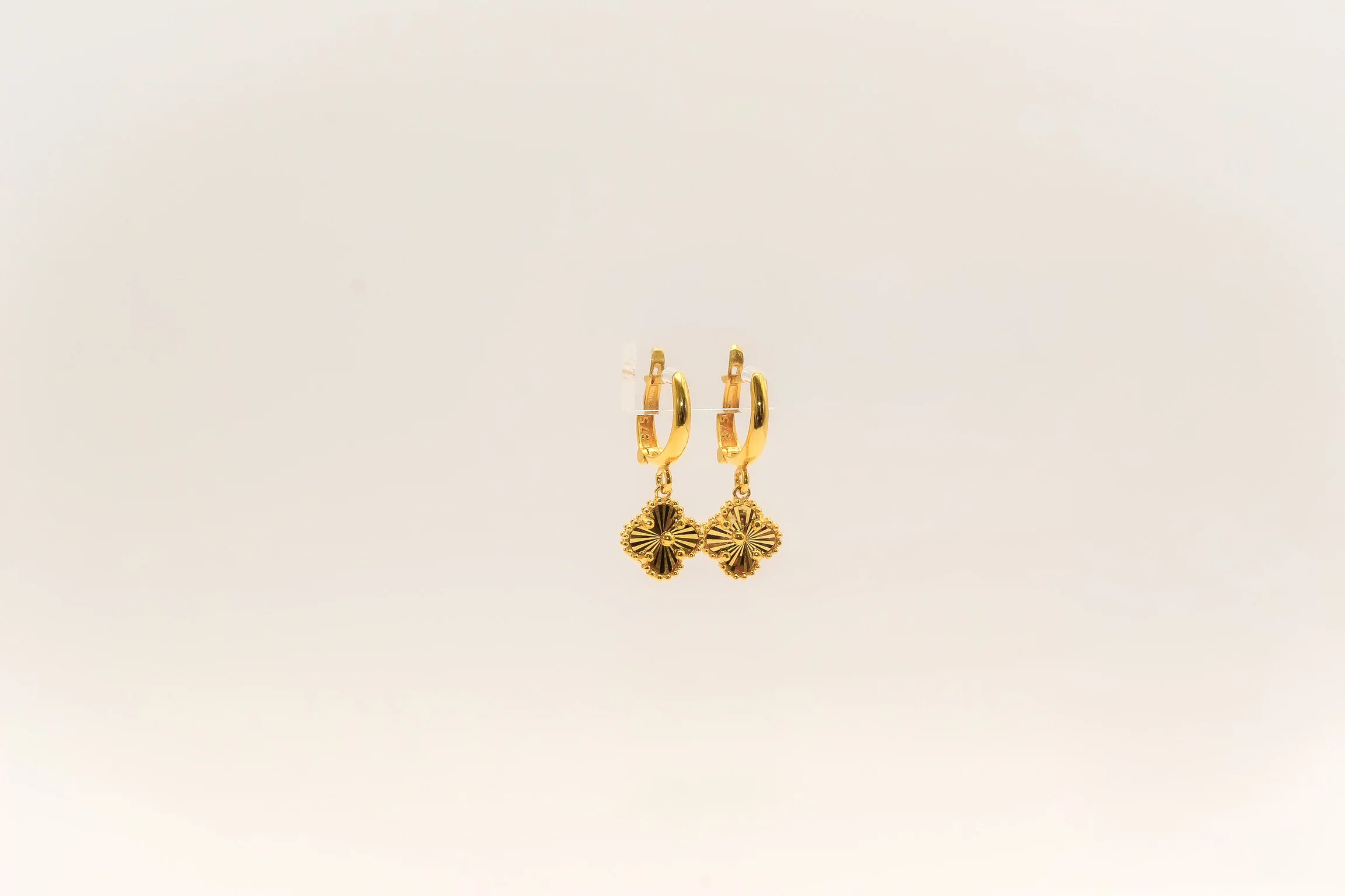 21K Gold Mini Flower Earrings - Image 2