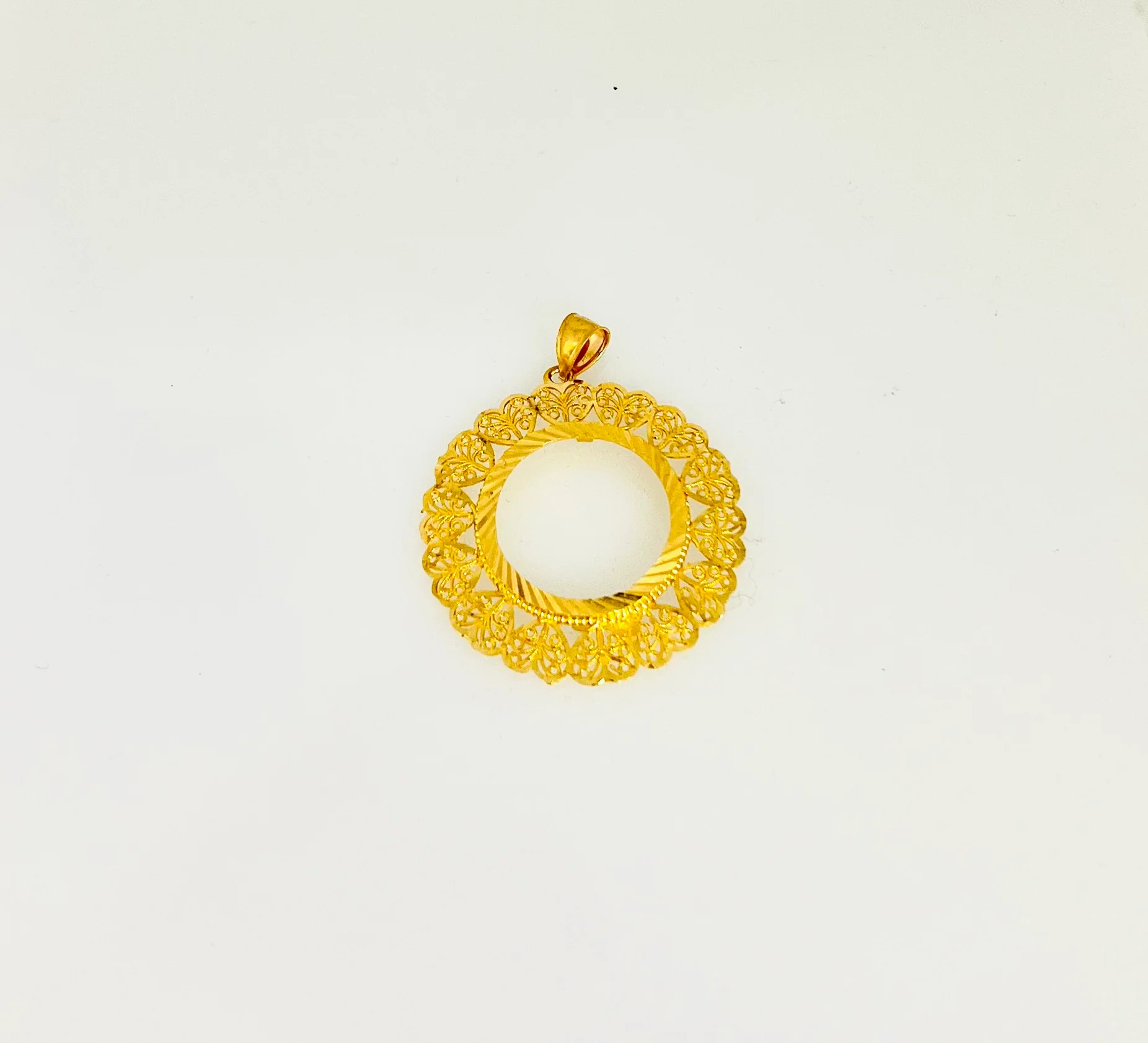 21K Gold Coin Frame Pendant
