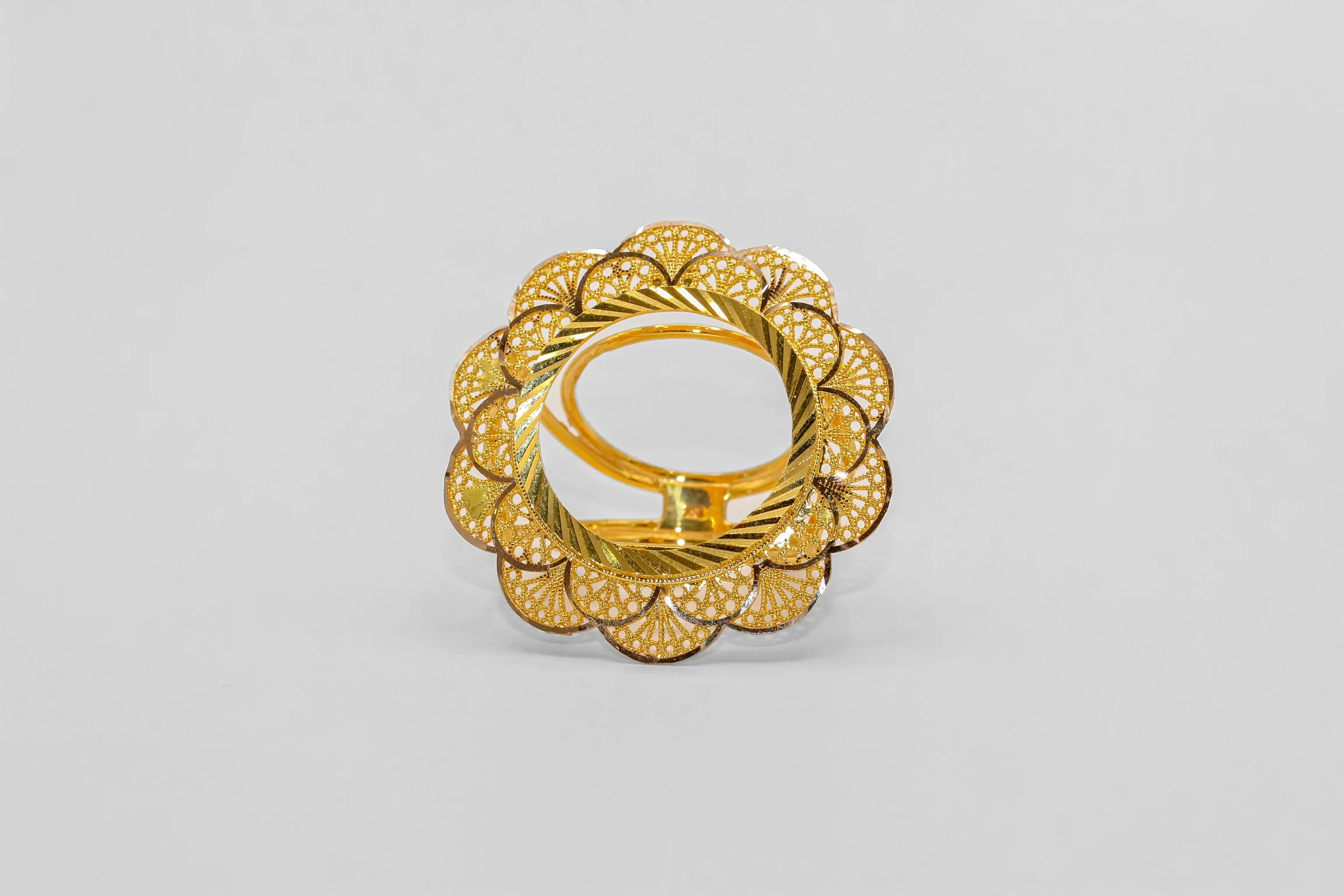 21K Gold Coin Frame Ring