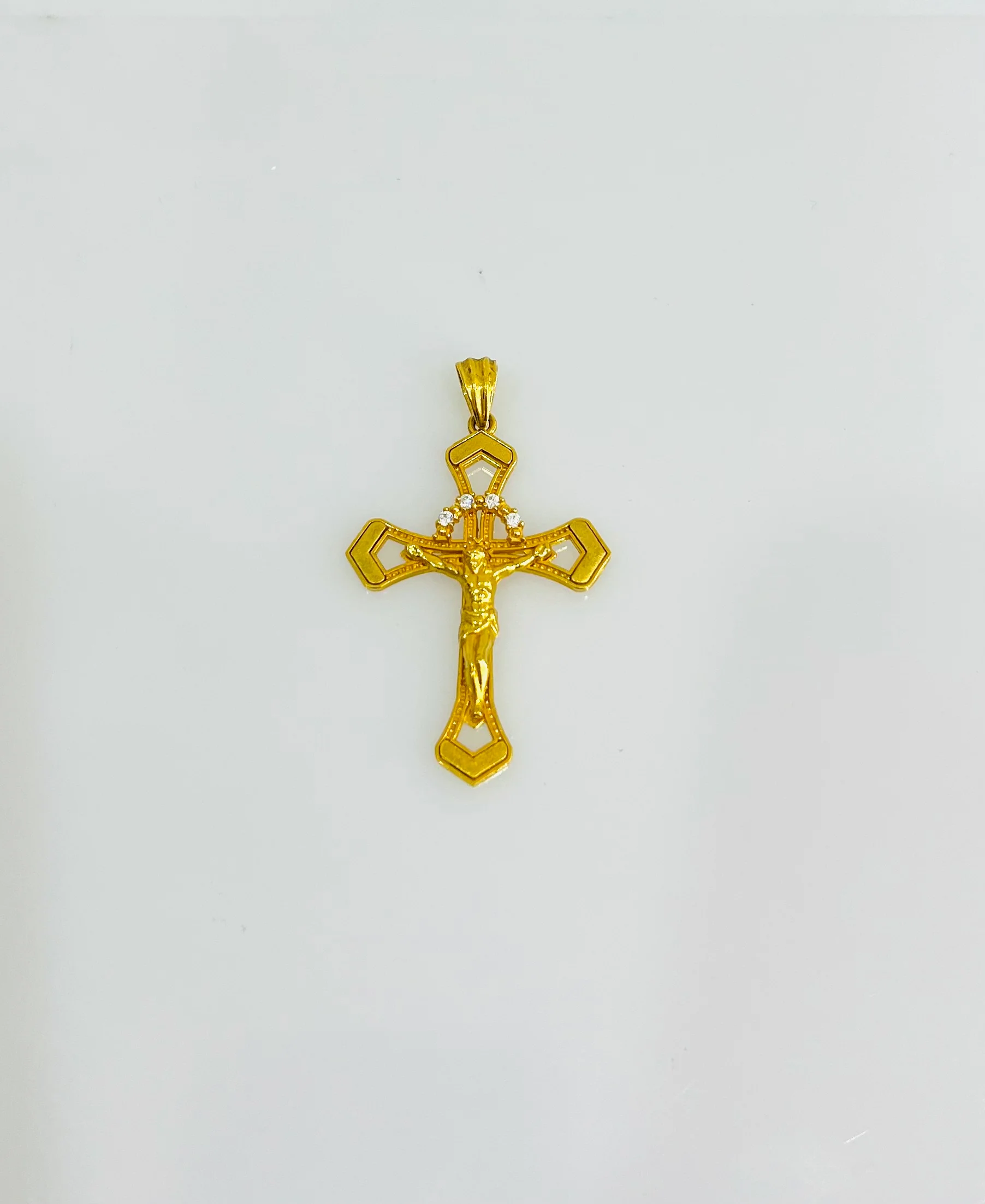 21K Gold Crucifix Cross Pendant