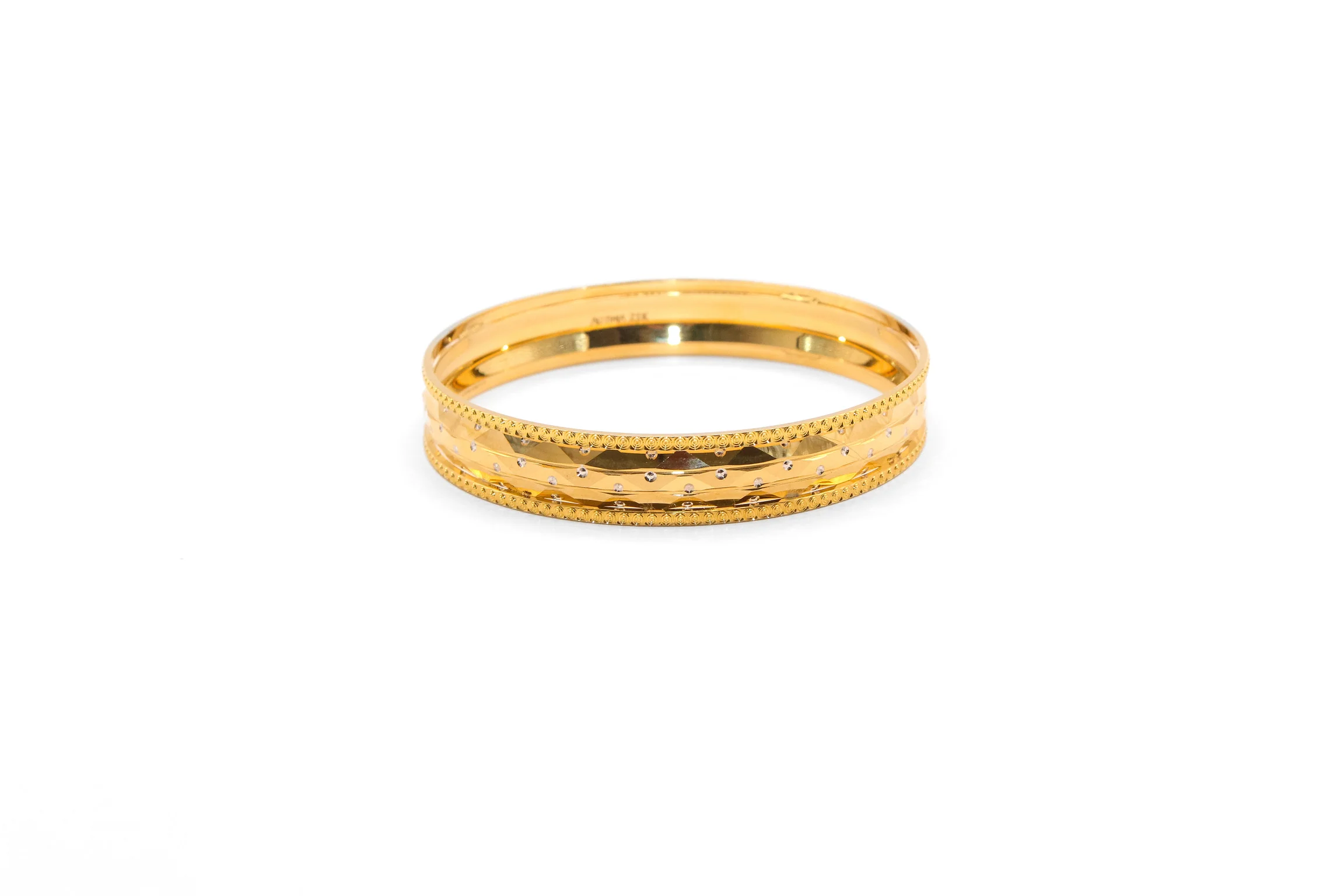 21K Gold Lazer Cut Bangle - Image 2