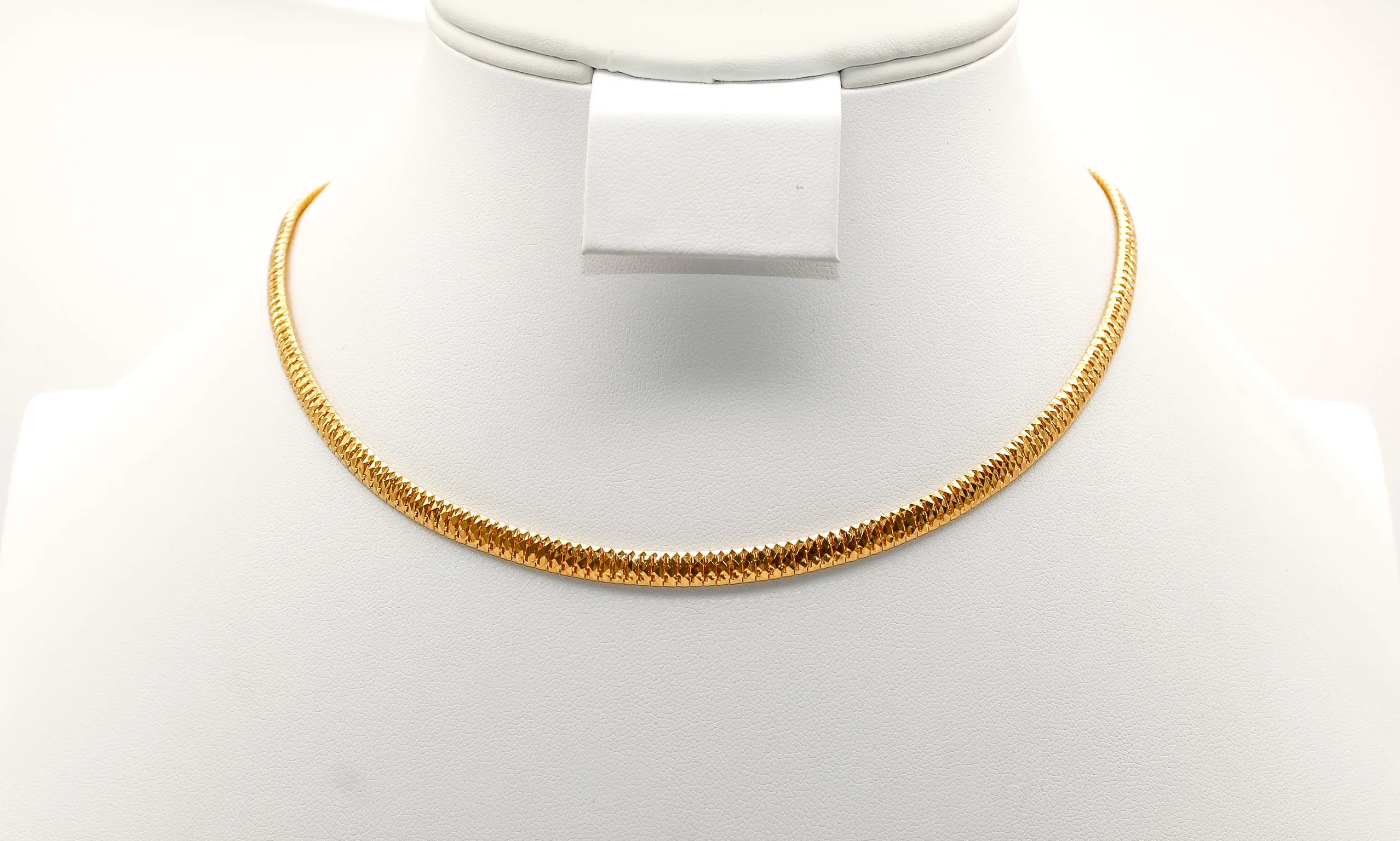 21K Gold Snake Chain Necklace