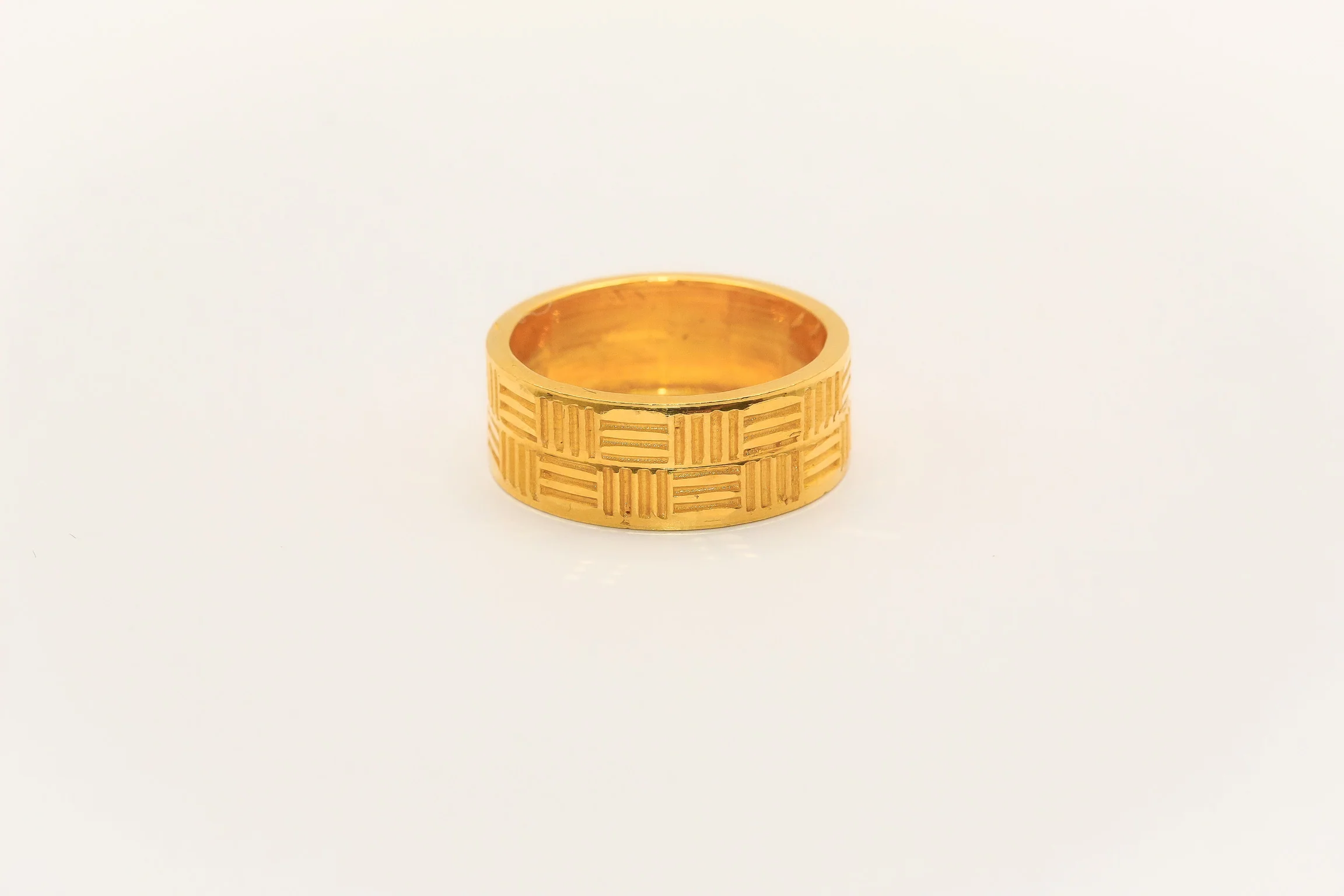 21K Gold Geometric Band