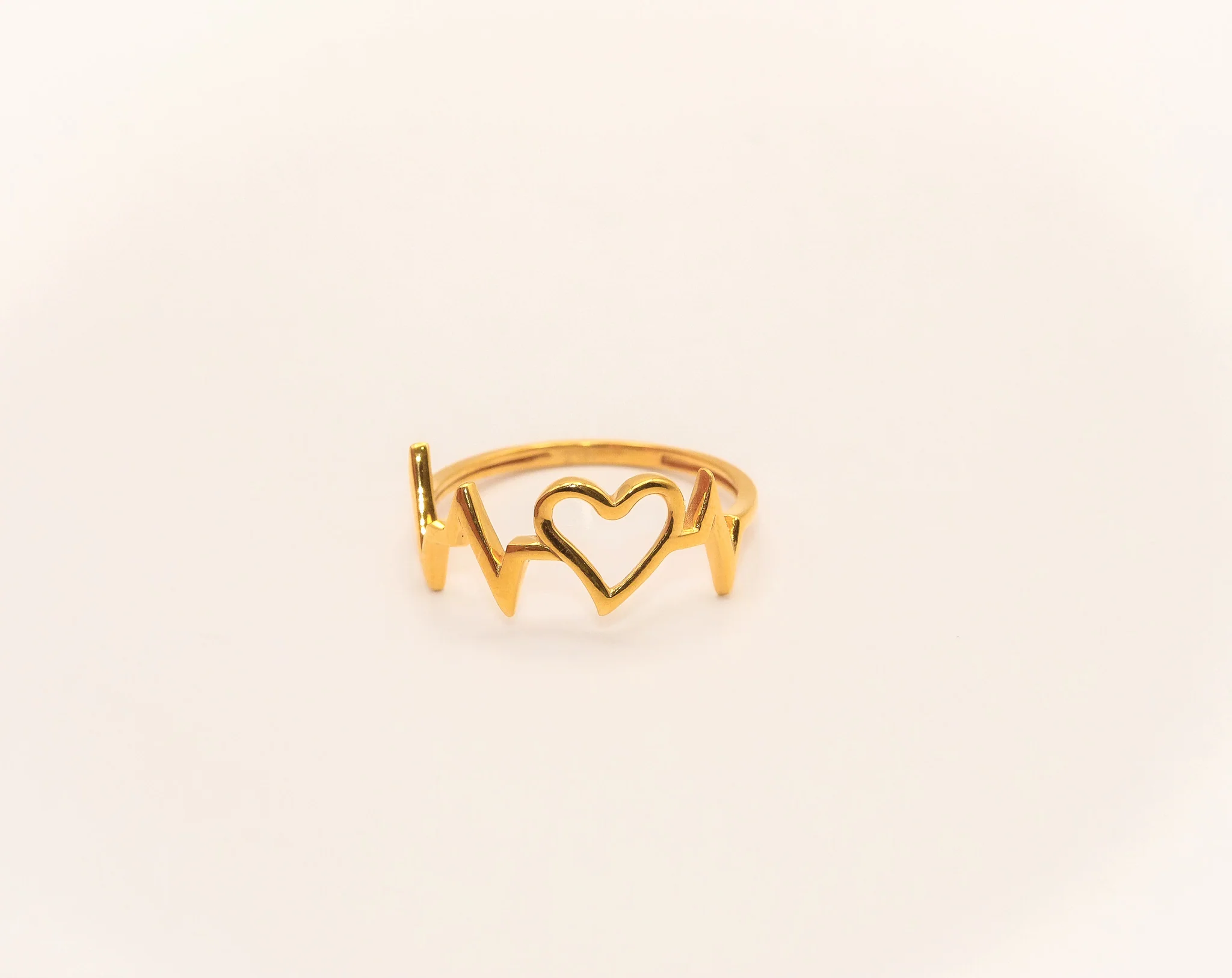 21K Gold Heart Beat Ring - Image 2