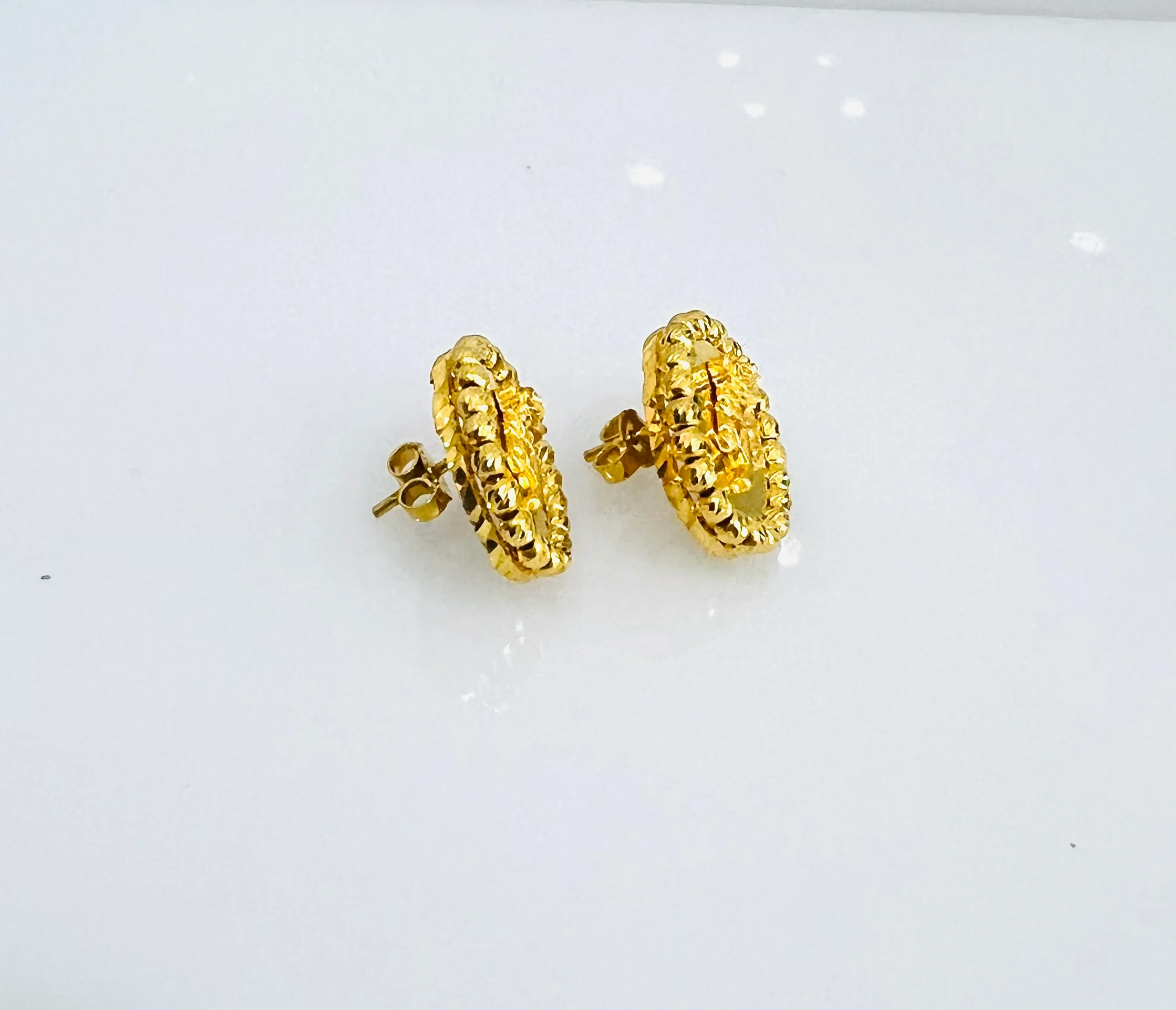 21K Gold Himo Oval Rose Earrings - Image 3