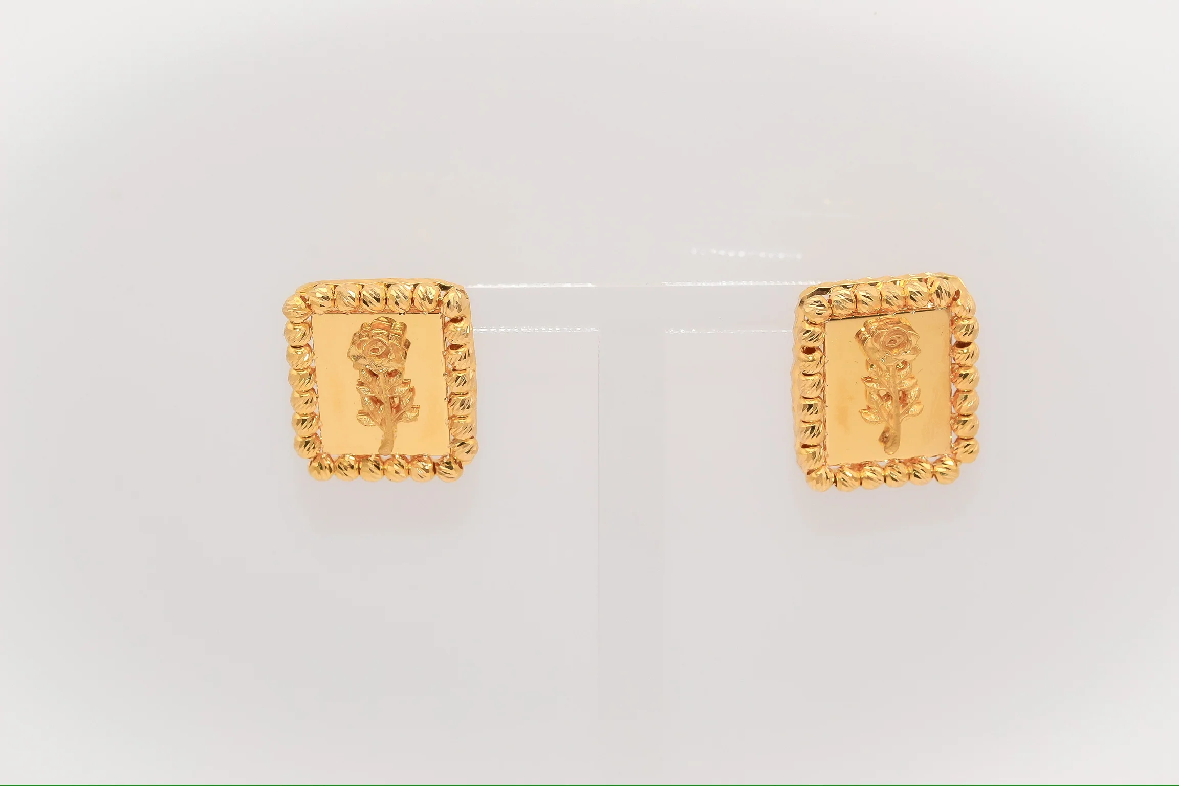 21K Gold Himo Square Rose Earrings