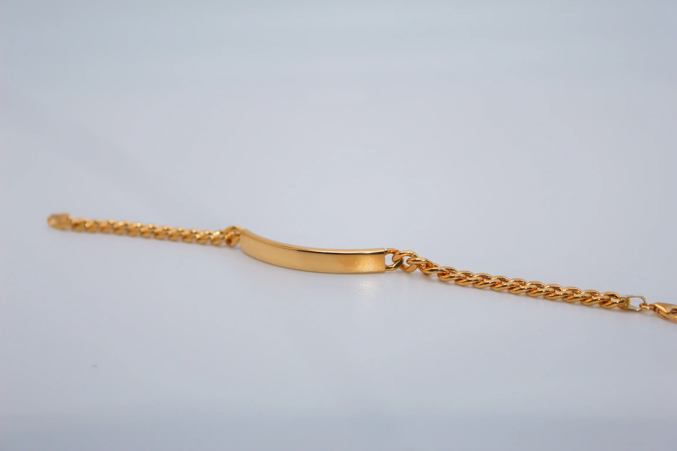 21K Gold Id Bracelet - Image 2