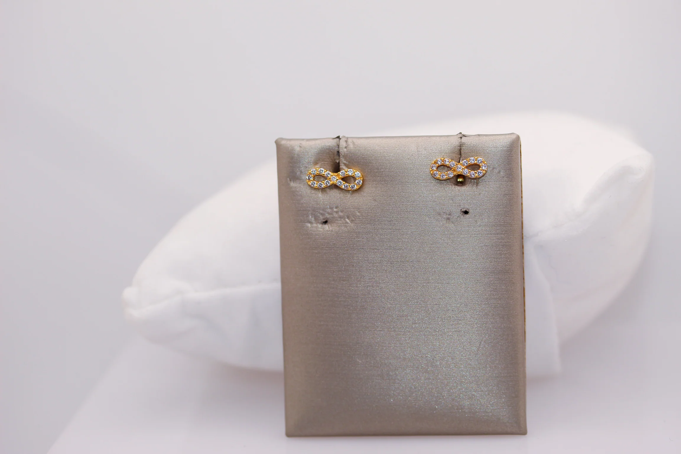 21K Gold Infinity Earrings - Image 2
