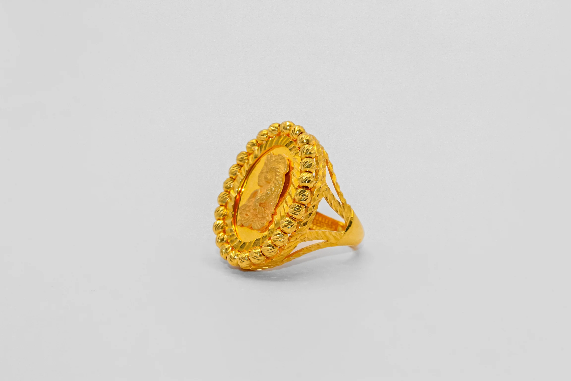 21K Gold Lady Futuna Himo Ring - Image 4