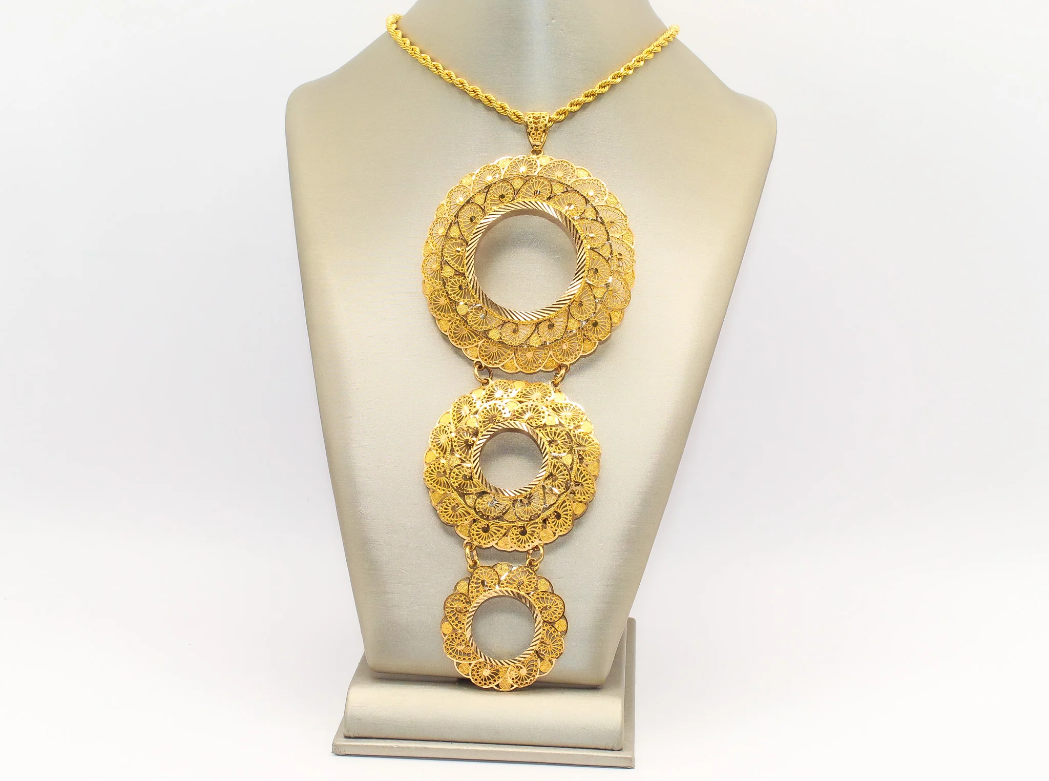 21K Gold Large 3 Coin Frame Pendant
