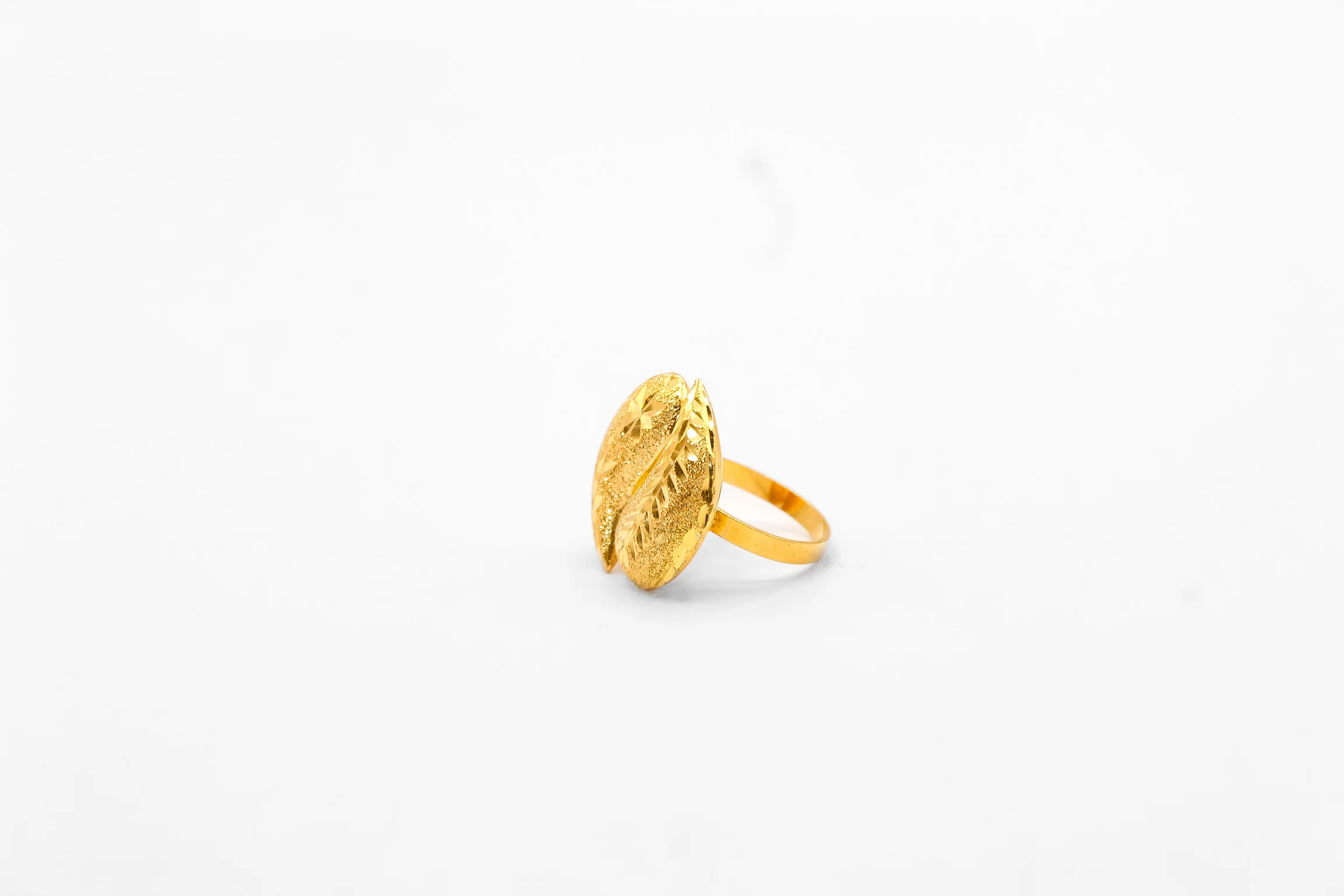 21K Gold Loza Ring - Image 2