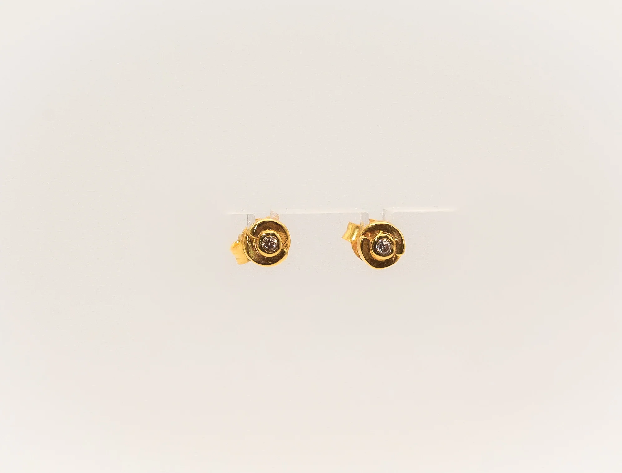 21K Gold Mini Stud Kids Earring - Image 2