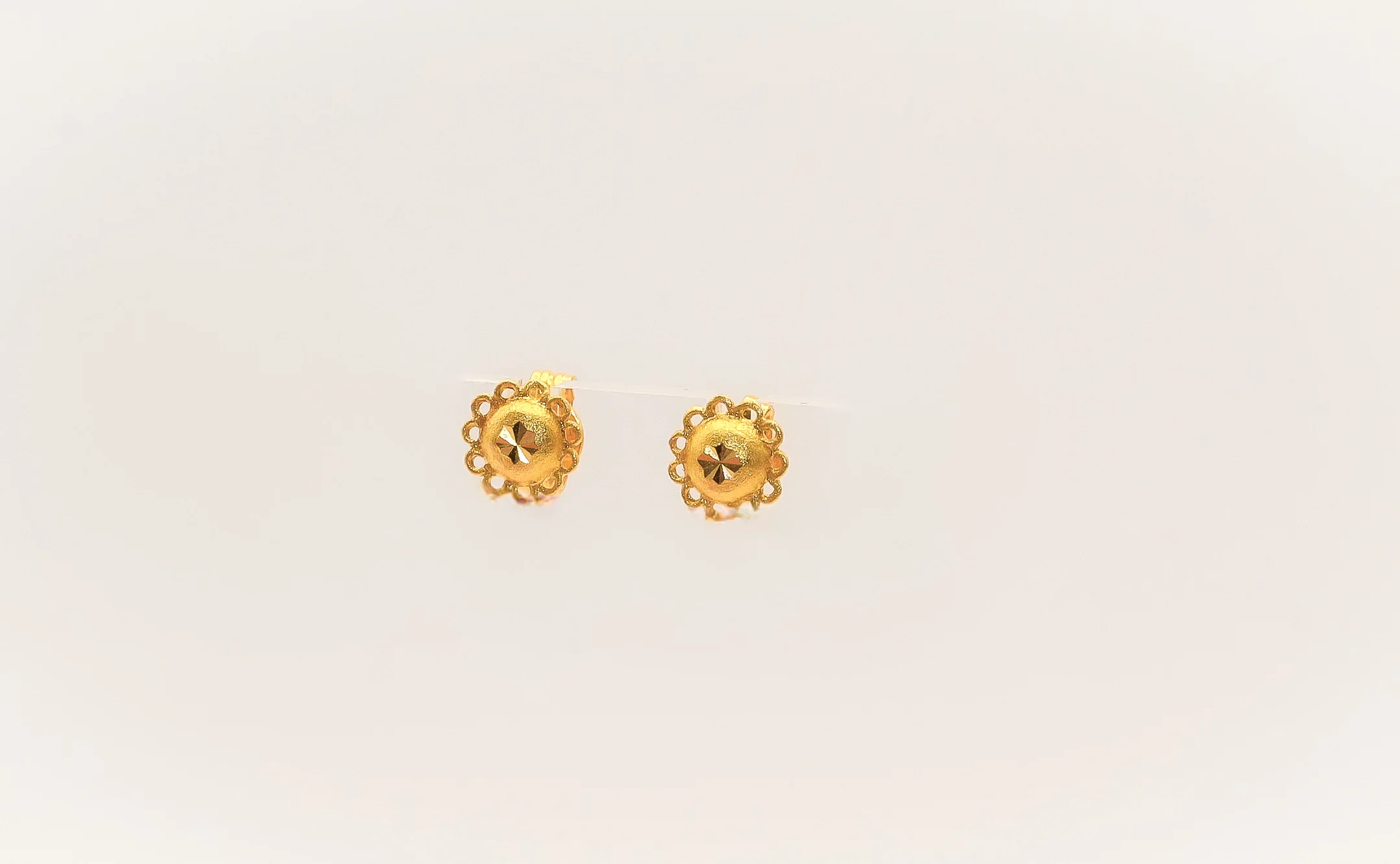 21K Gold Kids Mini Sunflower Post Earrings