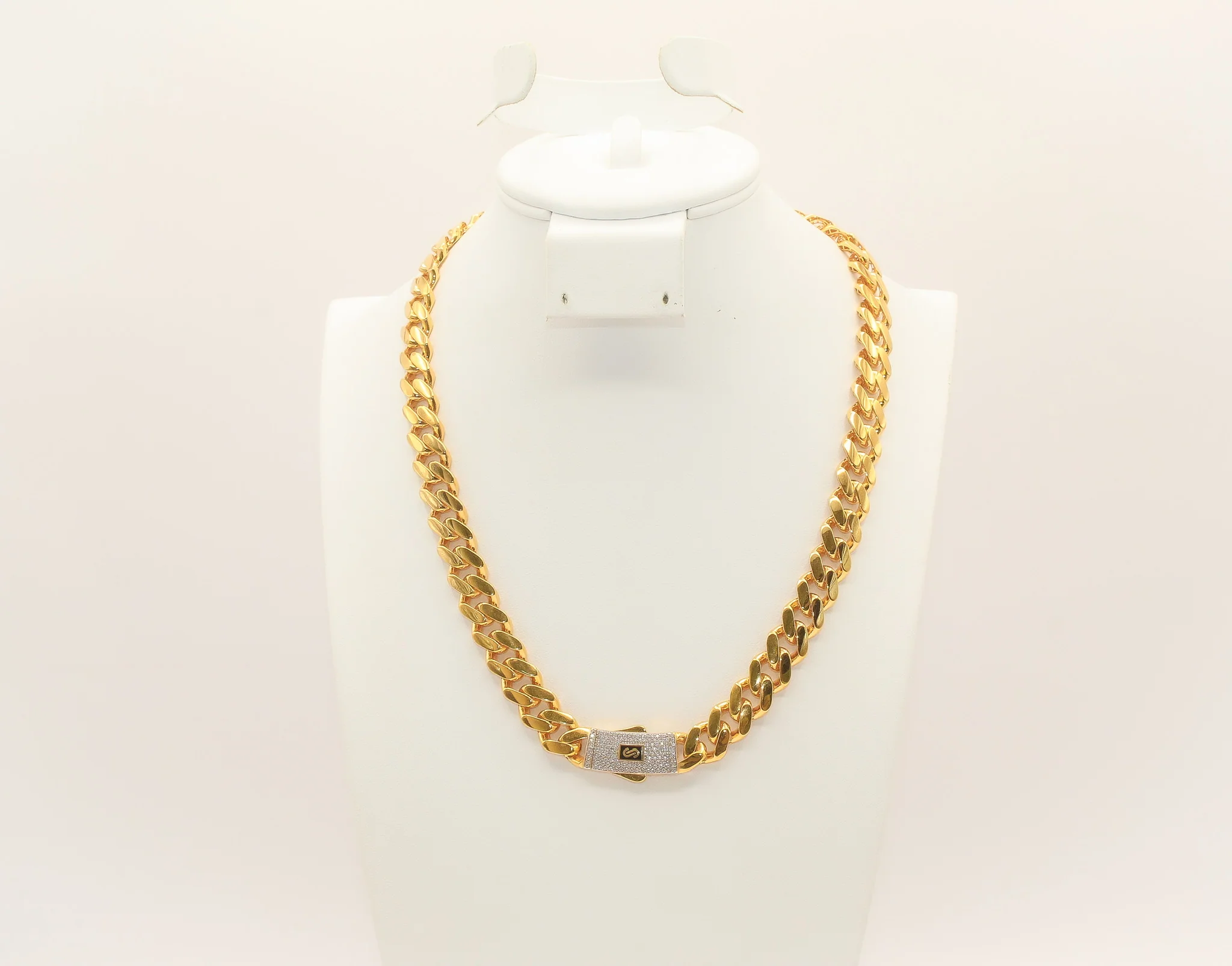 21K Gold Monaco Chain