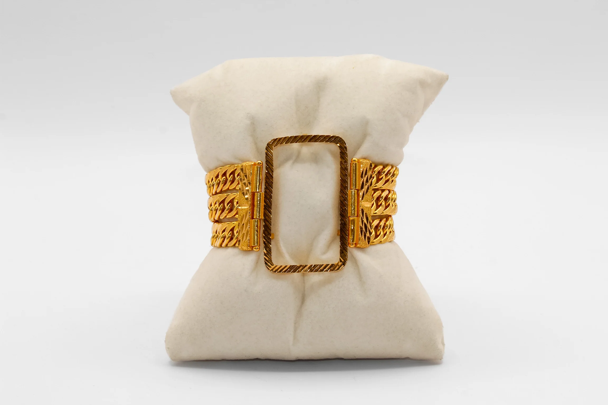 21K Gold Ounsa Bracelet