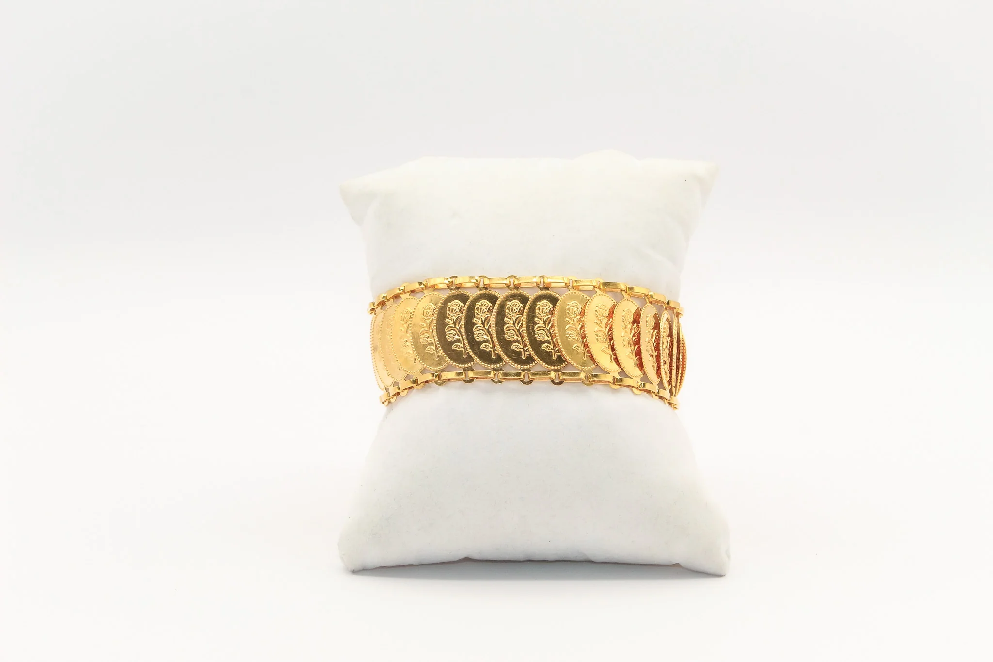 21K Gold Oval Rose Bracelet