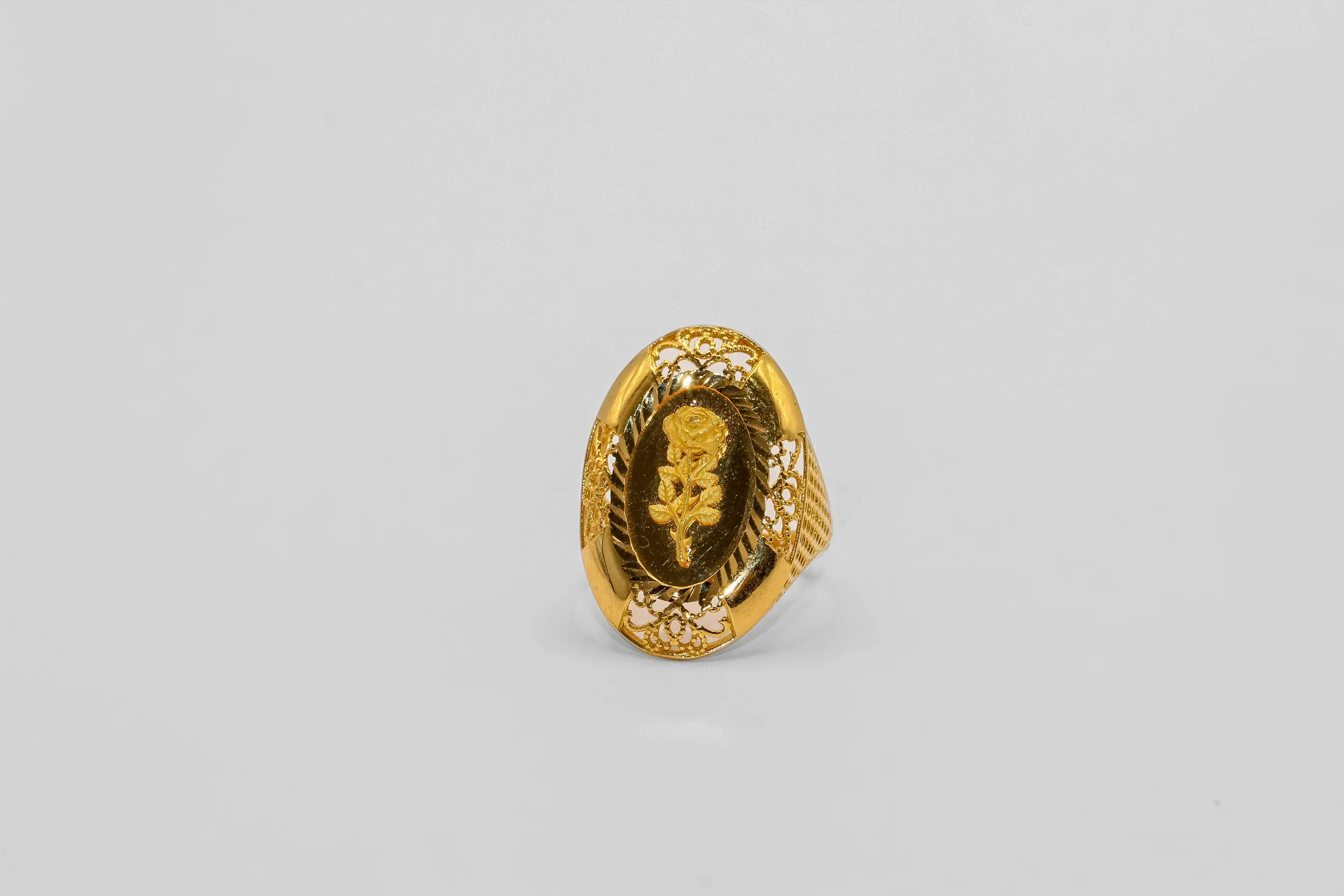 21K Gold Oval Rose Ring
