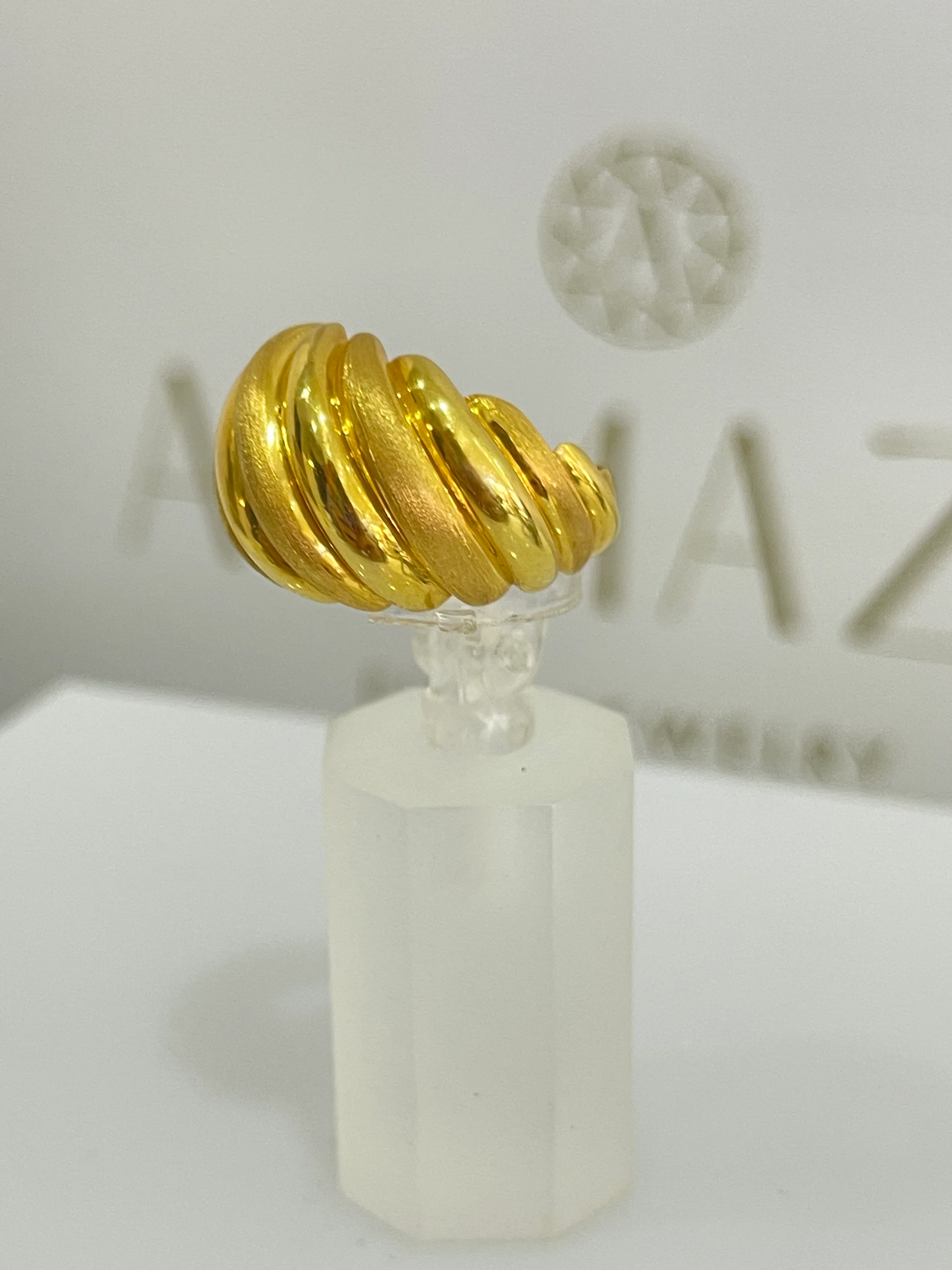 21K Gold Ring - Image 2