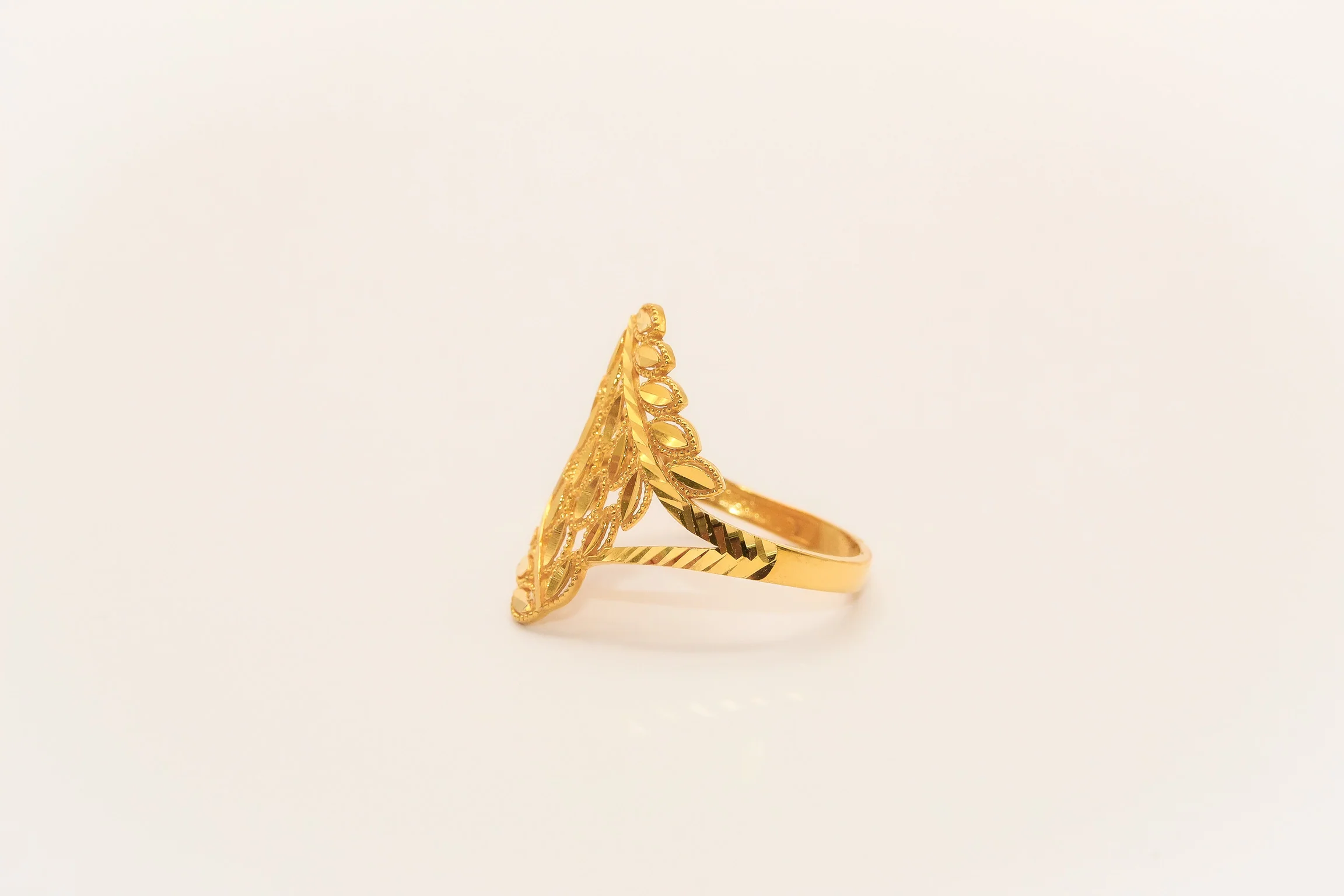 21K Gold Ring - Image 2