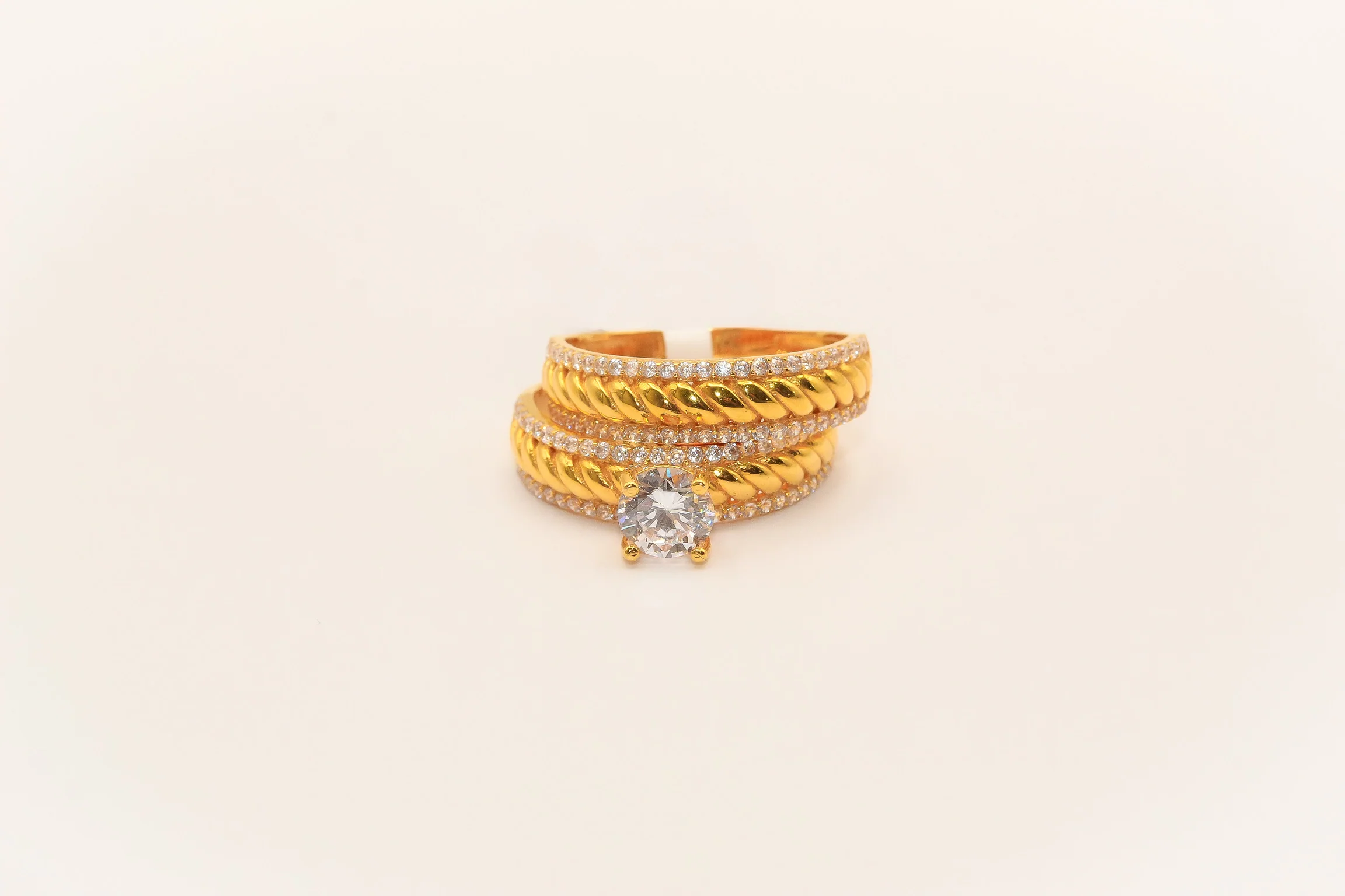 21K Gold Solitaire Wedding Ring Set