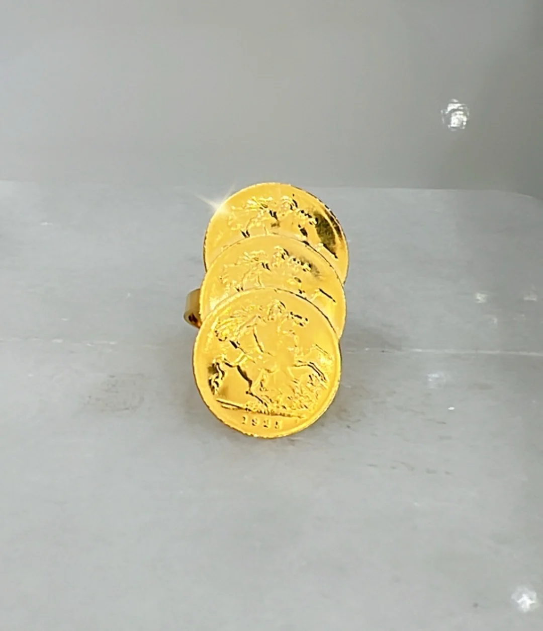 21K Gold Triple Coin Ring - Image 2