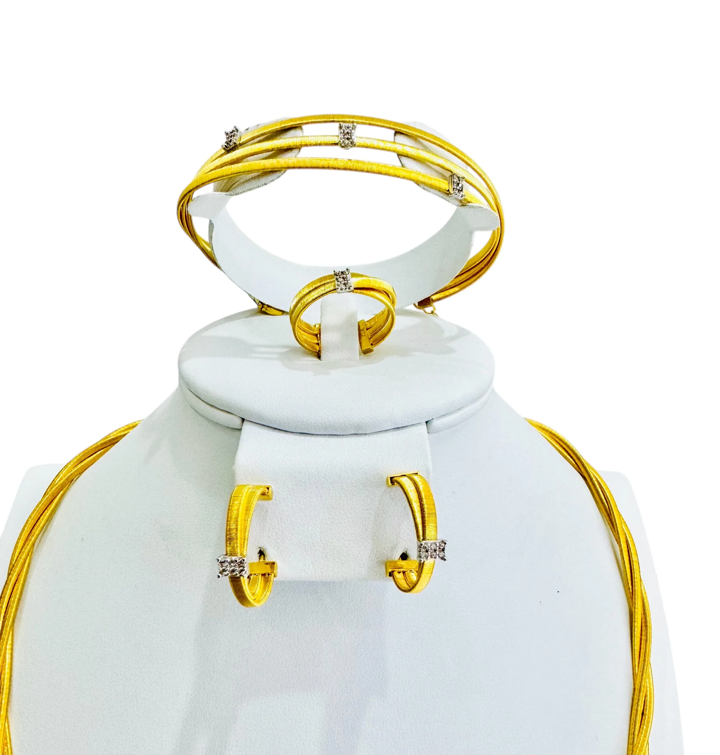21K Gold Simple Twisted Engagement Set - Image 2