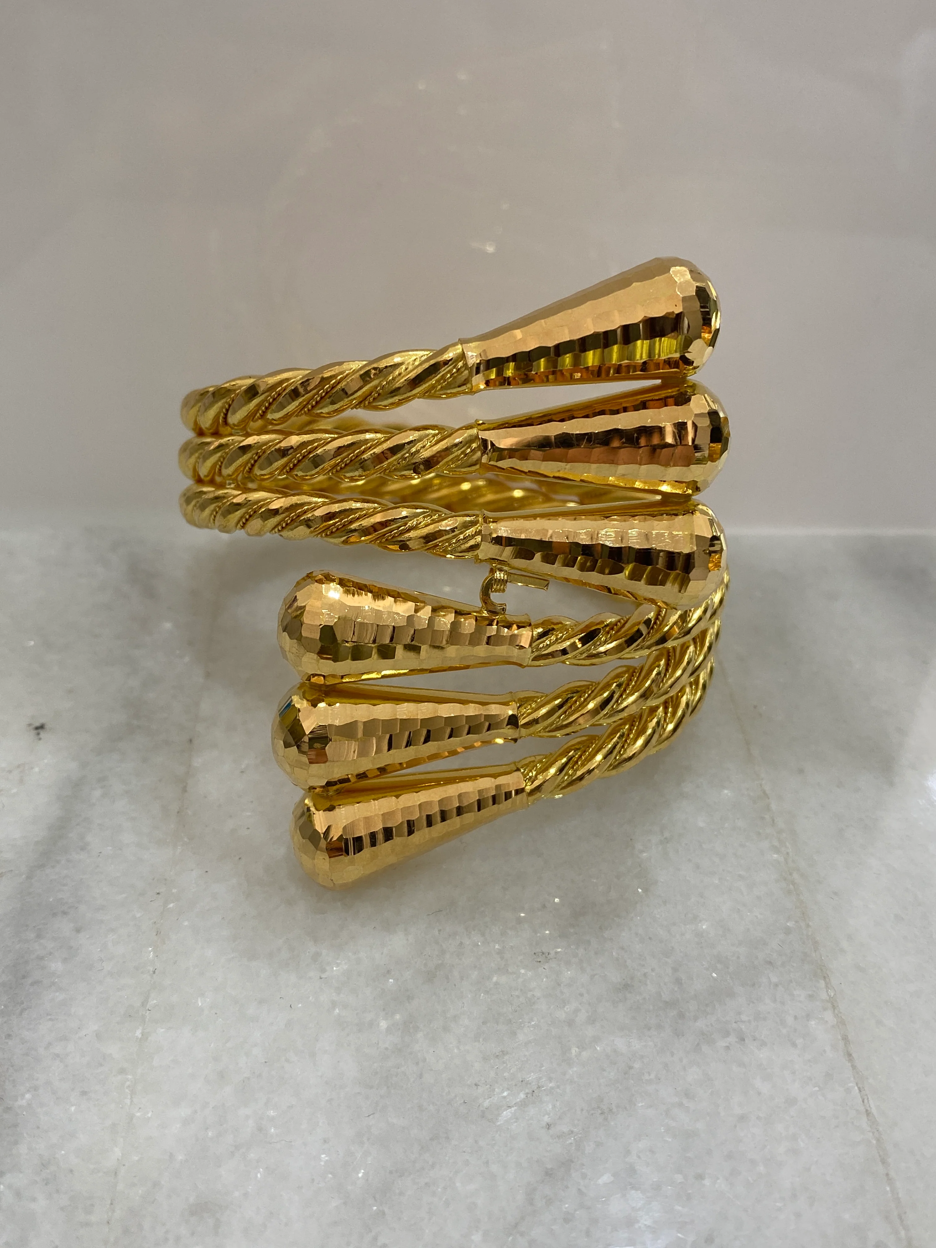 21K Gold Bangle Bracelet - Image 2